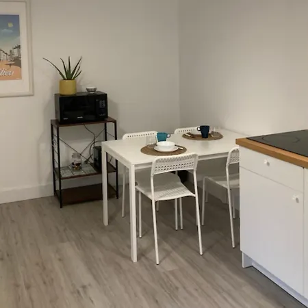 公寓 Bleu Idealement Situe Gare Coeur De Acces Bus Direct Futuroscope 普瓦捷