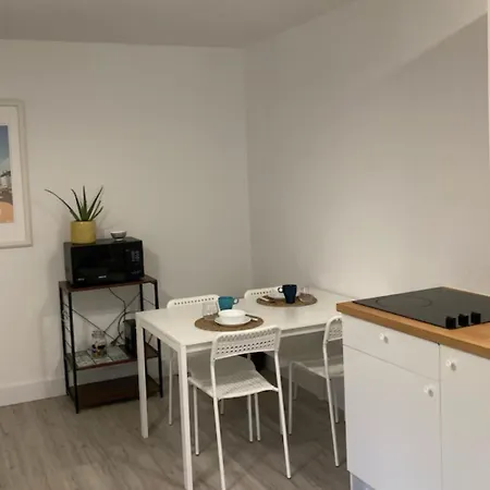 公寓 Bleu Idealement Situe Gare Coeur De Acces Bus Direct Futuroscope *